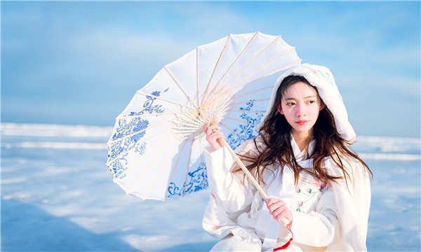 永嘉试管代怀生子多少钱一个？助孕之路的费用分析与方案选择